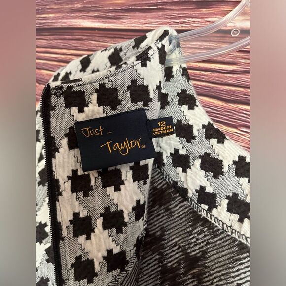 Just Taylor Plaid Textured Dress. Size 12. - Picture 8 of 8